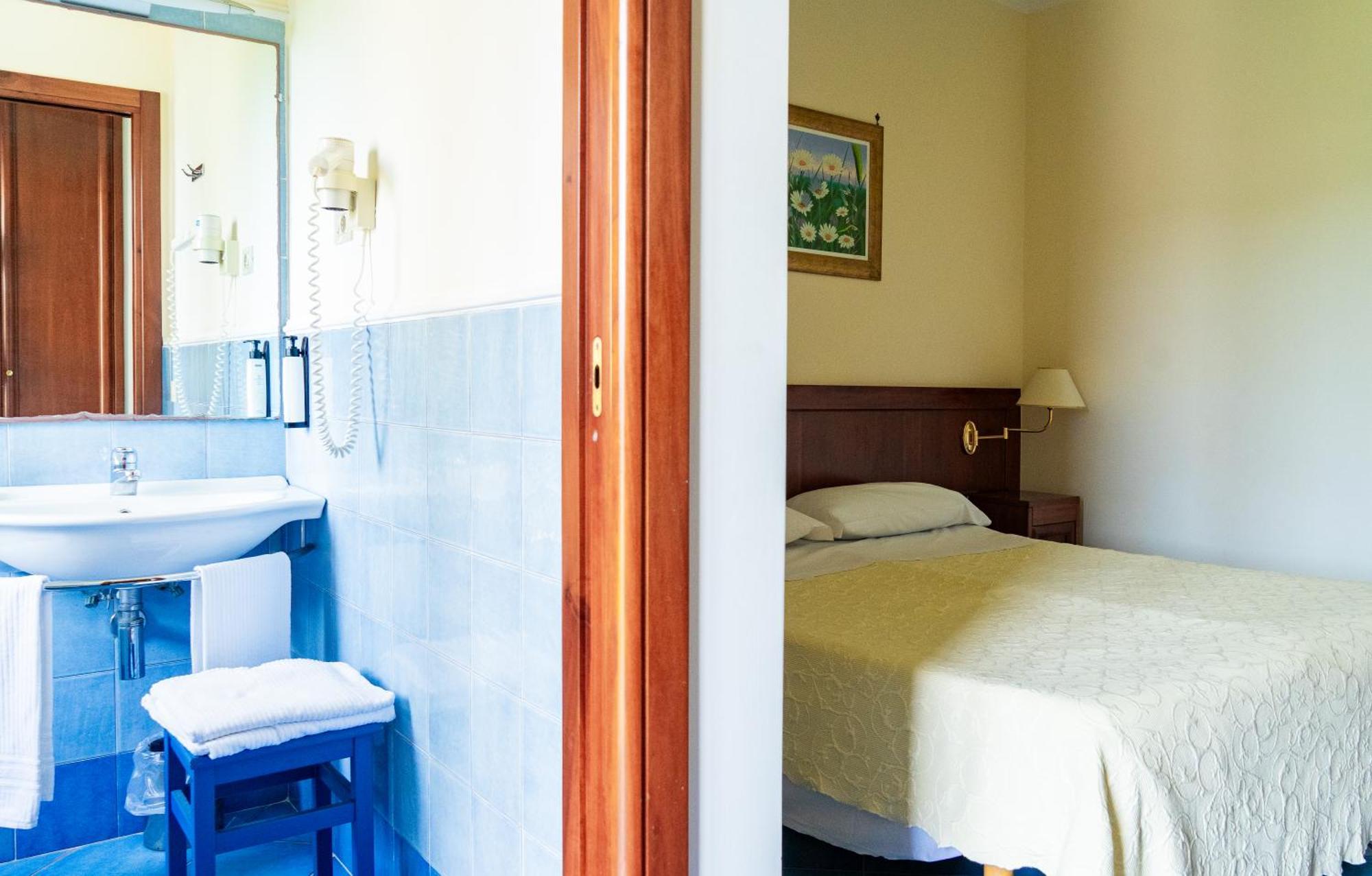 Villa Acacia Ponza Buitenkant foto